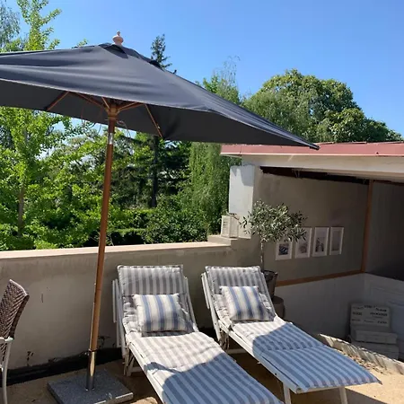 Für 8 Pers Mit 4 Apartments, 2xsauna, Dampfbad, Dachterrasse, Weinkeller, 1a-lage Сasa de vacaciones