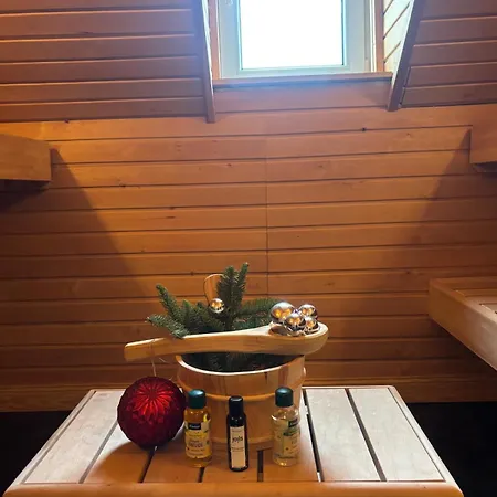 Für 8 Pers Mit 4 Apartments, 2xsauna, Dampfbad, Dachterrasse, Weinkeller, 1a-lage * Freinsheim