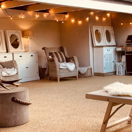 Für 8 Pers Mit 4 Apartments, 2xsauna, Dampfbad, Dachterrasse, Weinkeller, 1a-lage